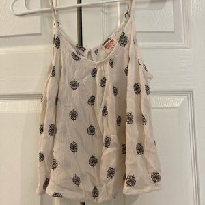 Flowy, floral tank top. Size medium from Target.